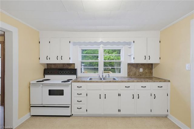 2682 Anglin Mill Road, Stoneville, NC 27048