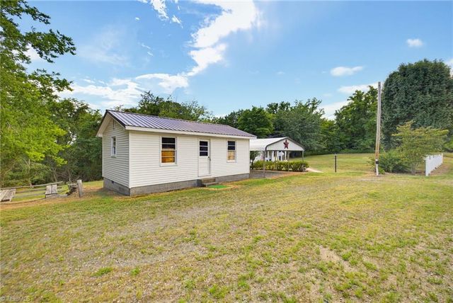 2682 Anglin Mill Road, Stoneville, NC 27048