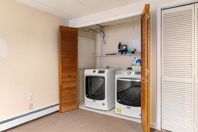 233 Hilldale Ave 233, Haverhill, MA 01832