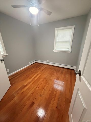 147-15 225th Street 2nd fl, Springfield Gardens, NY 11413