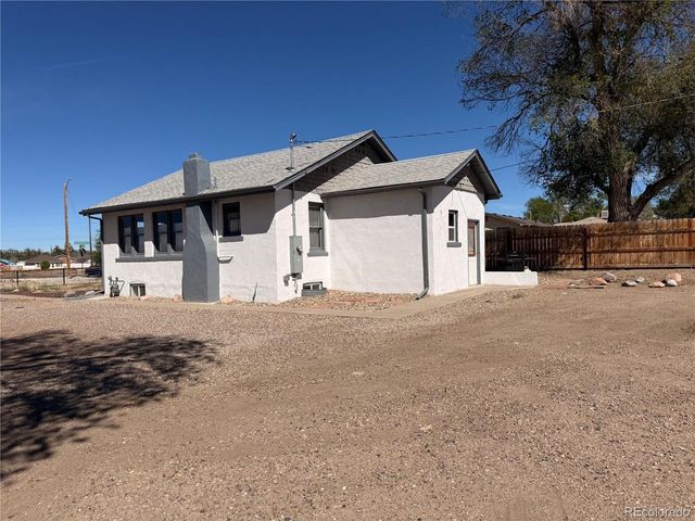 2330 Cheyenne Ave, Pueblo, CO 81003