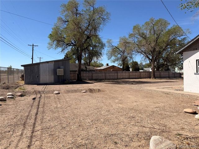 2330 Cheyenne Ave, Pueblo, CO 81003