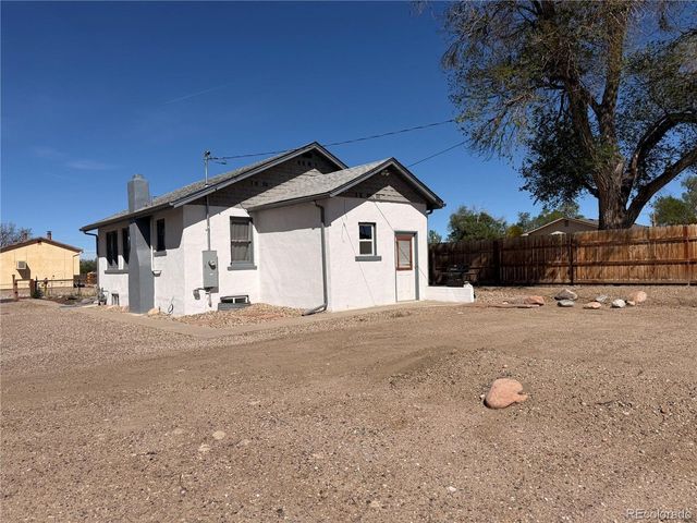 2330 Cheyenne Ave, Pueblo, CO 81003