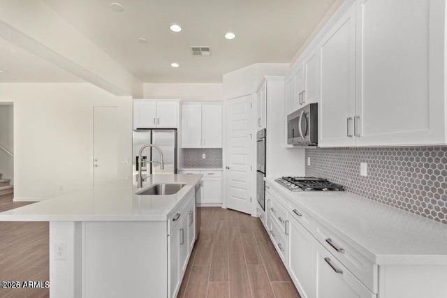 20951 E VIA DEL SOL Street, Queen Creek, AZ 85142