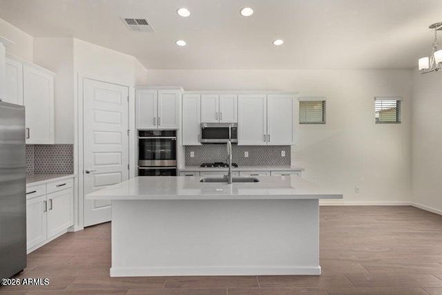 20951 E VIA DEL SOL Street, Queen Creek, AZ 85142