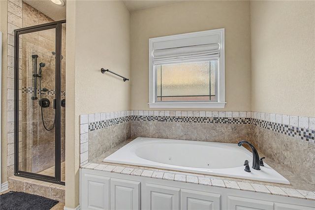 6302 46th Boulevard, Rogers, AR 72758