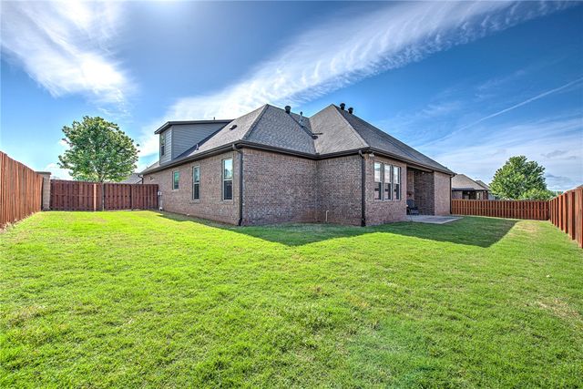 6302 46th Boulevard, Rogers, AR 72758
