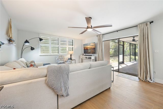 104 Pinebrook DR, Fort Myers, FL 33907