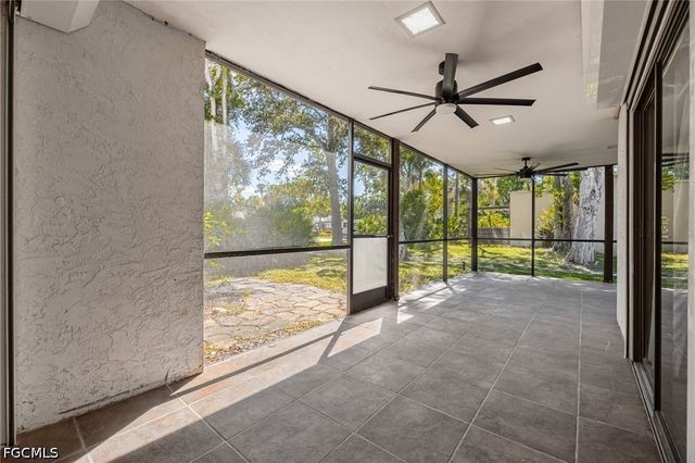 104 Pinebrook DR, Fort Myers, FL 33907