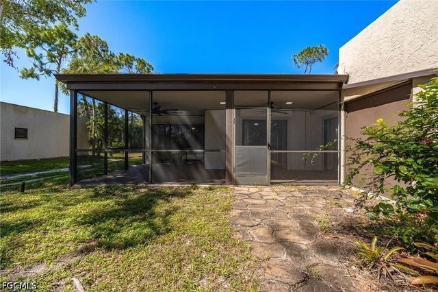 104 Pinebrook DR, Fort Myers, FL 33907