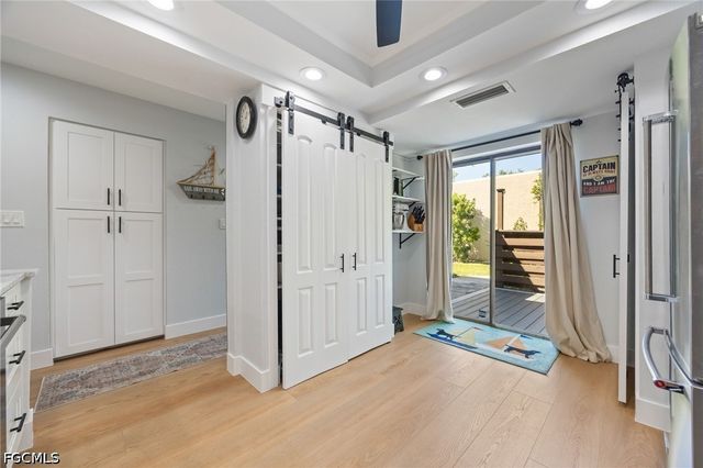 104 Pinebrook DR, Fort Myers, FL 33907