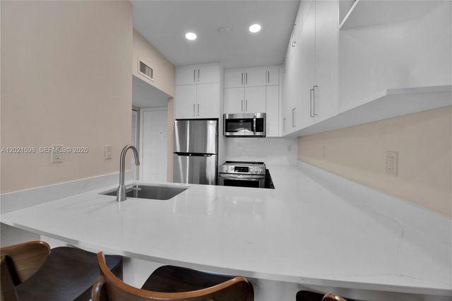1280 S Alhambra Cir 1407, Coral Gables, FL 33146