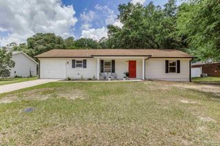 7201 Bogey Ln, Milton, FL 32570