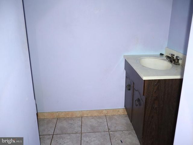 1620 OLD WELSH RD, Huntingdon Valley, PA 19006