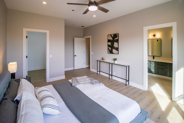 551 E 47th Street 3W, Chicago, IL 60615