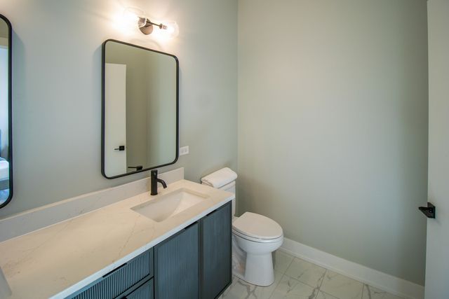 551 E 47th Street 3W, Chicago, IL 60615