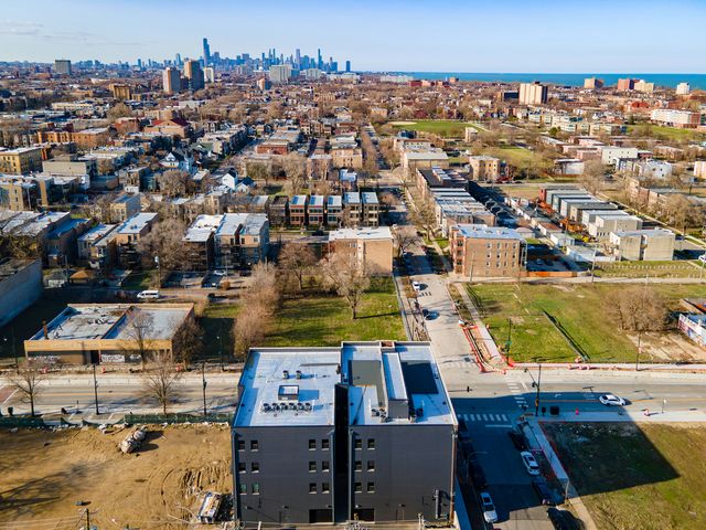 551 E 47th Street 3W, Chicago, IL 60615