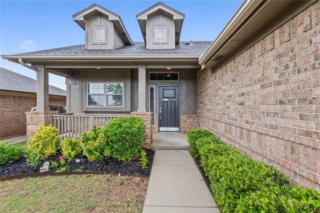 2006 Champoli Drive, Choctaw, OK 73020