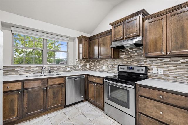 2006 Champoli Drive, Choctaw, OK 73020