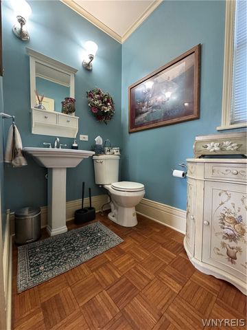 2570 Saint Paul Blvd, Irondequoit, NY 14617