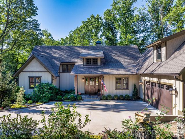 442 Autumn Sky Drive, Hendersonville, NC 28792