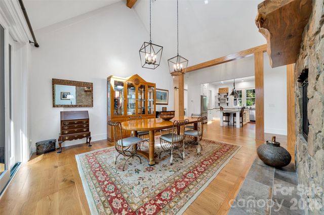 442 Autumn Sky Drive, Hendersonville, NC 28792