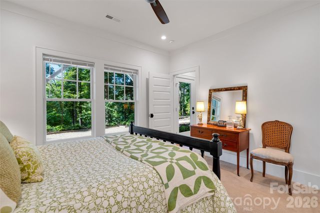 442 Autumn Sky Drive, Hendersonville, NC 28792