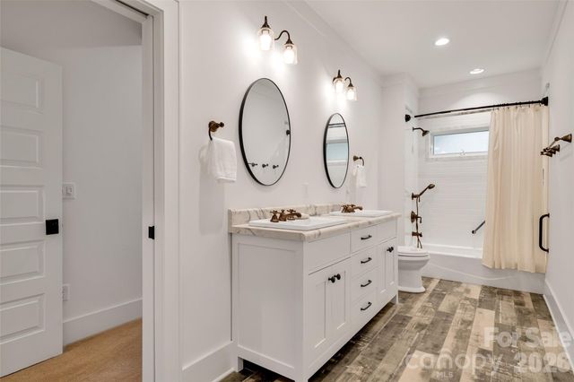 442 Autumn Sky Drive, Hendersonville, NC 28792