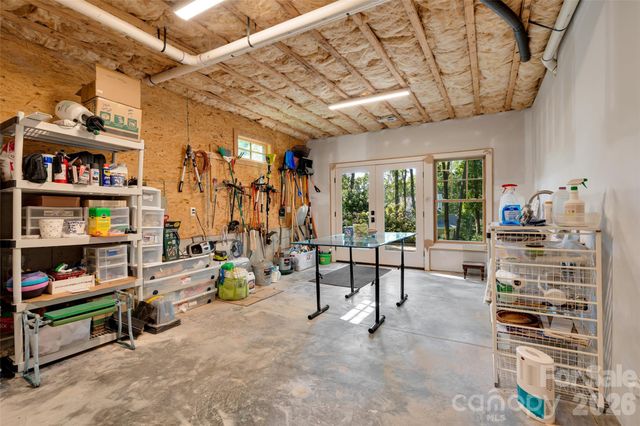 442 Autumn Sky Drive, Hendersonville, NC 28792