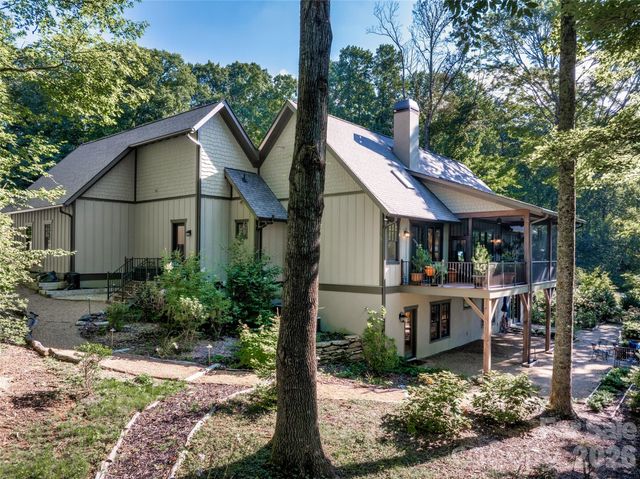 442 Autumn Sky Drive, Hendersonville, NC 28792