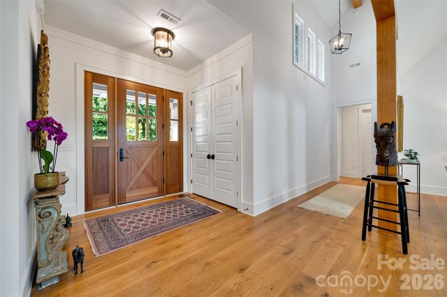 442 Autumn Sky Drive, Hendersonville, NC 28792