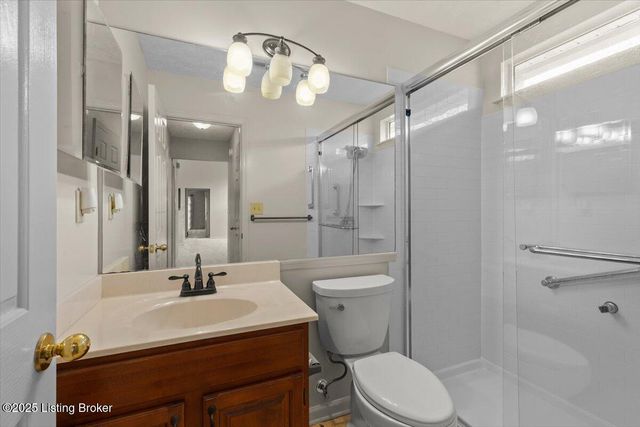 2605 Hampton Hill Ct, Louisville, KY 40220