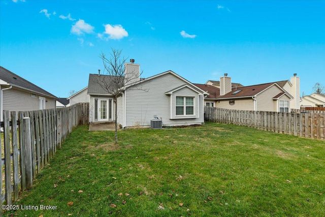 2605 Hampton Hill Ct, Louisville, KY 40220