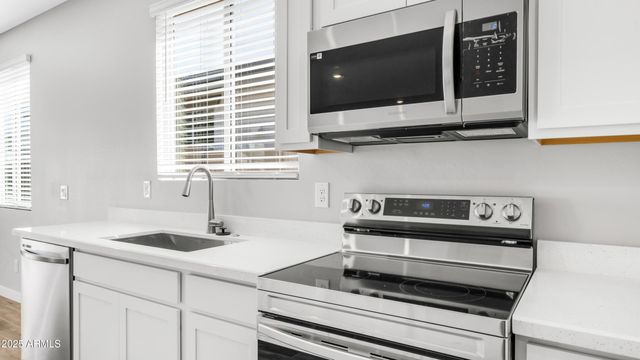 18372 W VILLA CHULA Lane, Surprise, AZ 85387