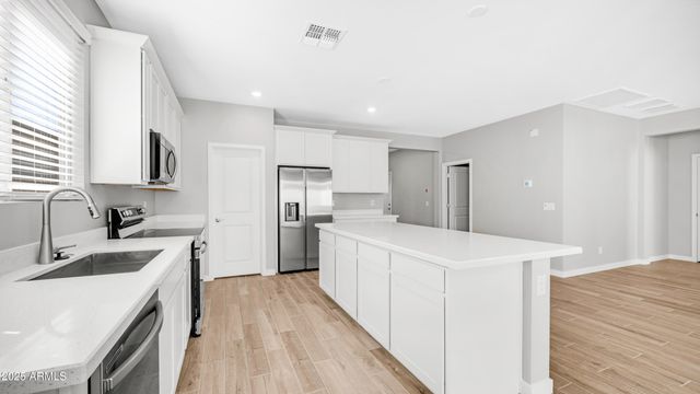 18372 W VILLA CHULA Lane, Surprise, AZ 85387