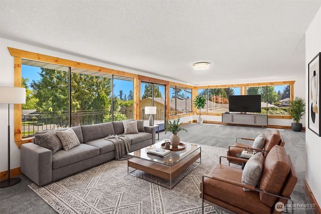20027 106th Avenue NE, Bothell, WA 98011