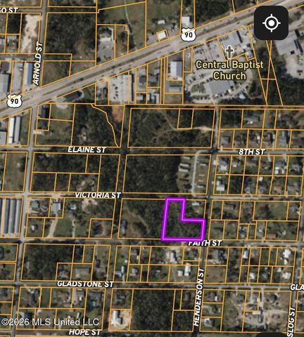 2201 Henderson Street, Waveland, MS 39576