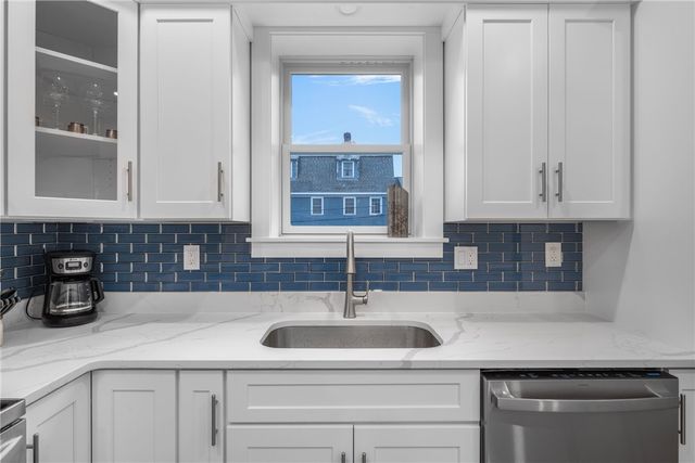 10 Braman Street 1, Newport, RI 02840