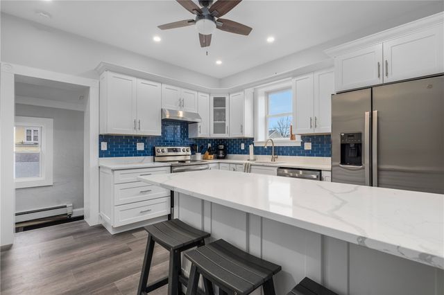 10 Braman Street 1, Newport, RI 02840