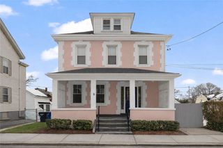10 Braman Street 1, Newport, RI 02840