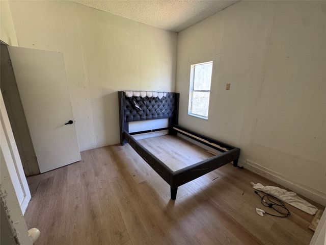 3417 Pondrom Street, Dallas, TX 75215