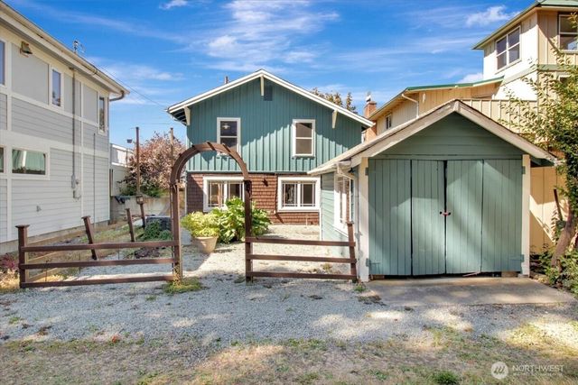 92 Utsalady Road, Camano Island, WA 98282