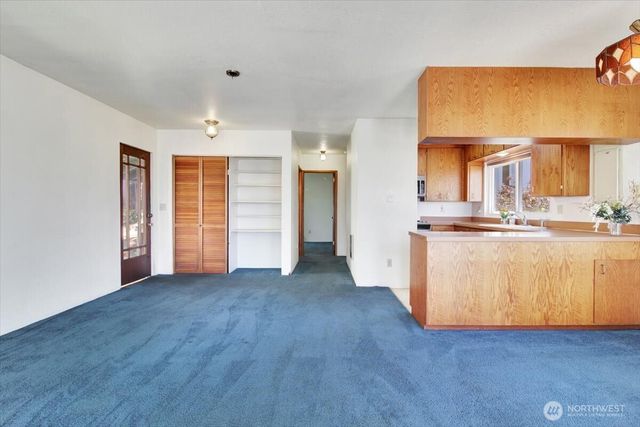 92 Utsalady Road, Camano Island, WA 98282