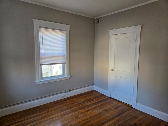 654 Metropolitan Ave 4, Boston, MA 02136