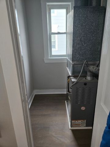 654 Metropolitan Ave 4, Boston, MA 02136