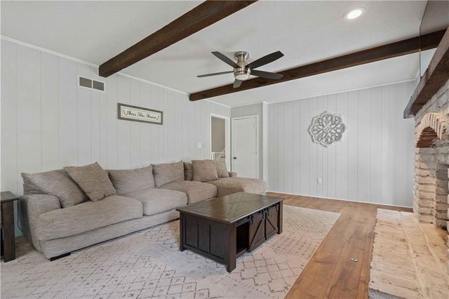 9163 W 92nd Street, Overland Park, KS 66212