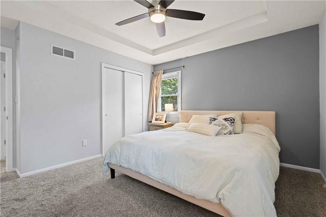 9163 W 92nd Street, Overland Park, KS 66212