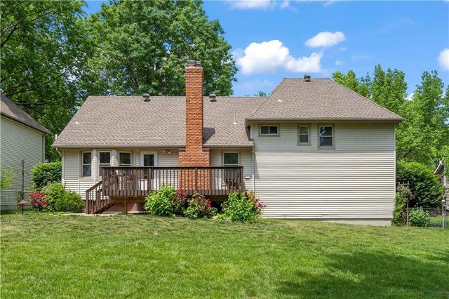 9163 W 92nd Street, Overland Park, KS 66212