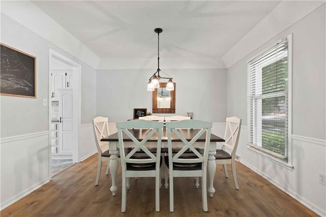9163 W 92nd Street, Overland Park, KS 66212