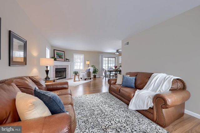 35 HENRY CT, Lancaster, PA 17601